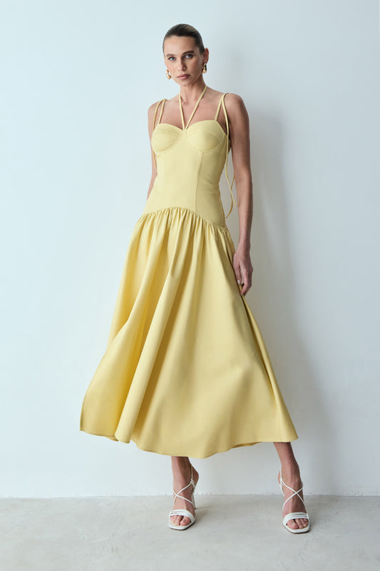 VESTIDO MIDI ACINTURADO AMARRACAO OMBROS E PESCOCO AMARELO MANTEIGA