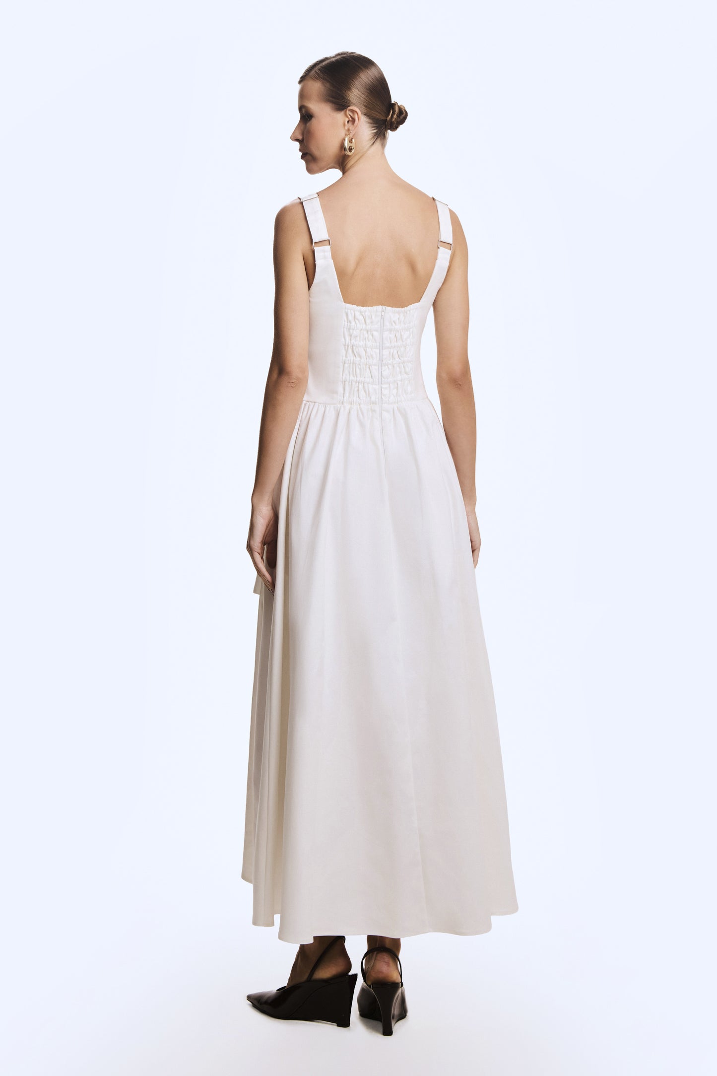 VESTIDO MIDI COM DRAPEADO ASSIMETRICO FRONTAL OFF WHITE