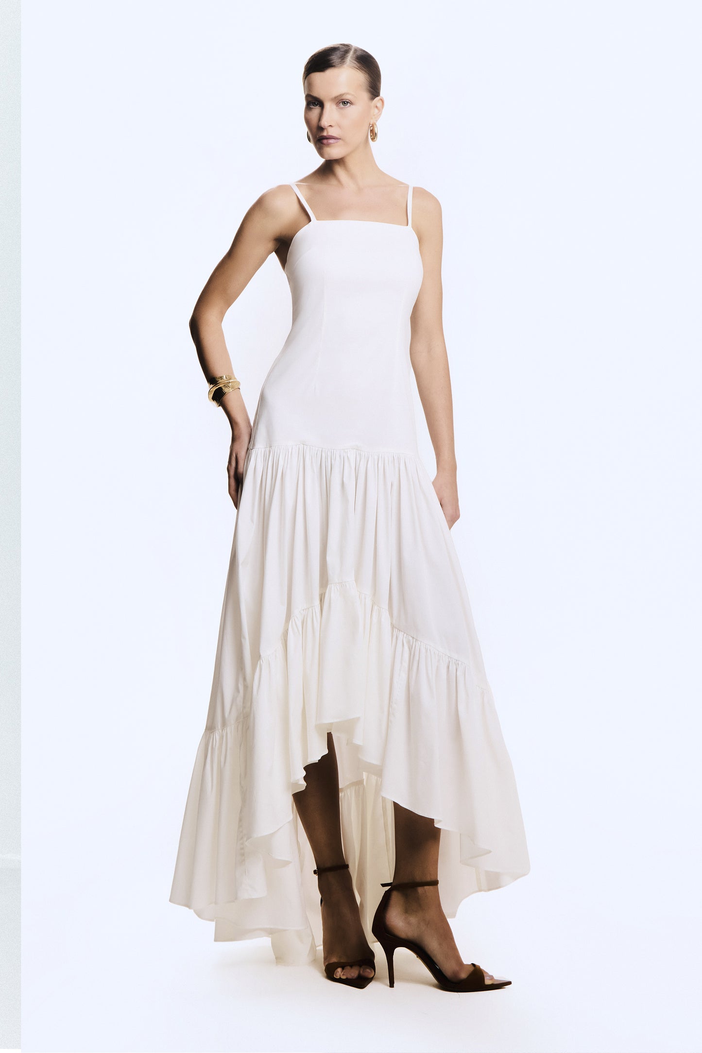 VESTIDO MULLET ACINTURADO COM BARRA AMPLA ALCA FINA OFF WHITE