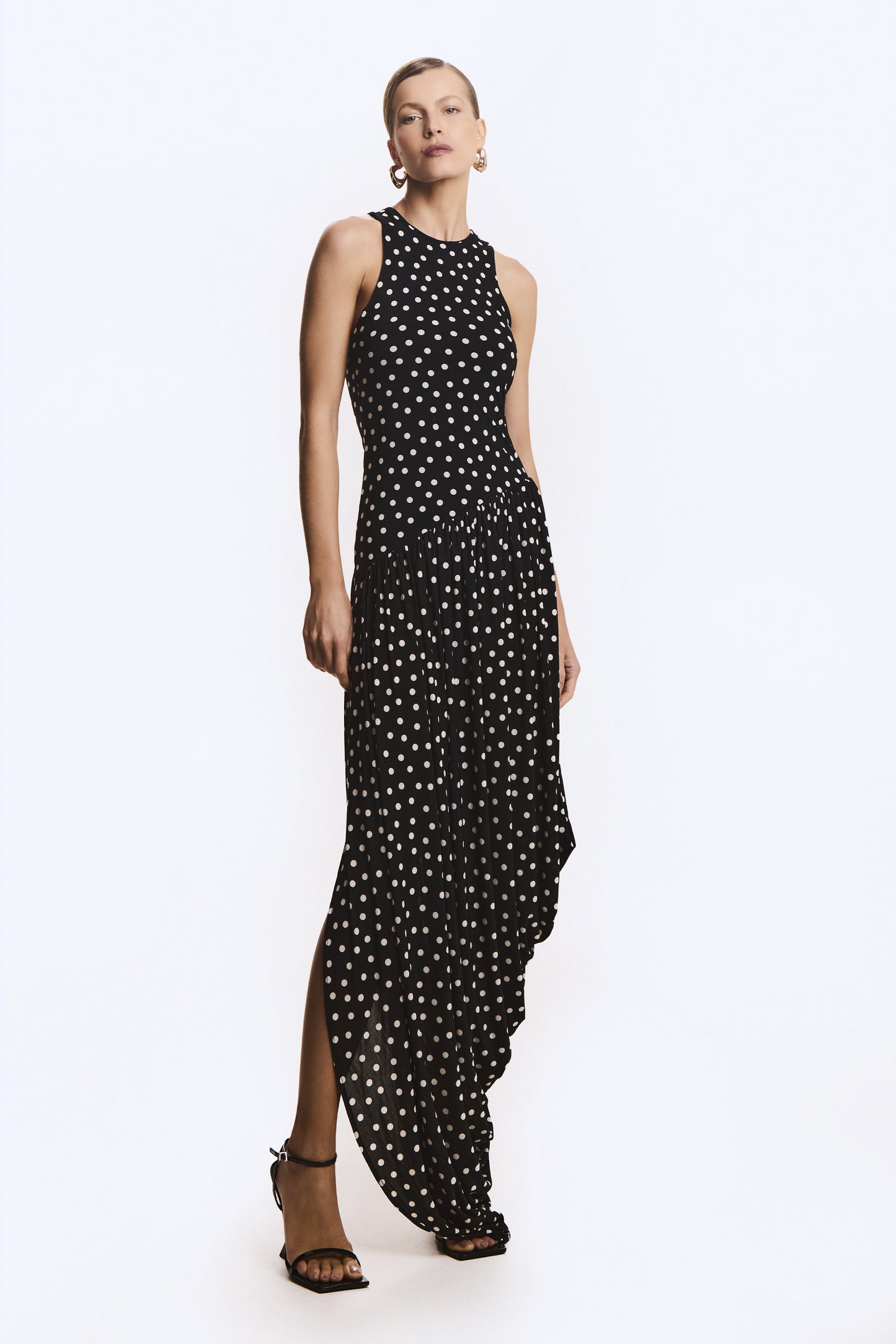 VESTIDO MIDI BARRA BALONE FLUIDA E ASSIMETRICA PRETO