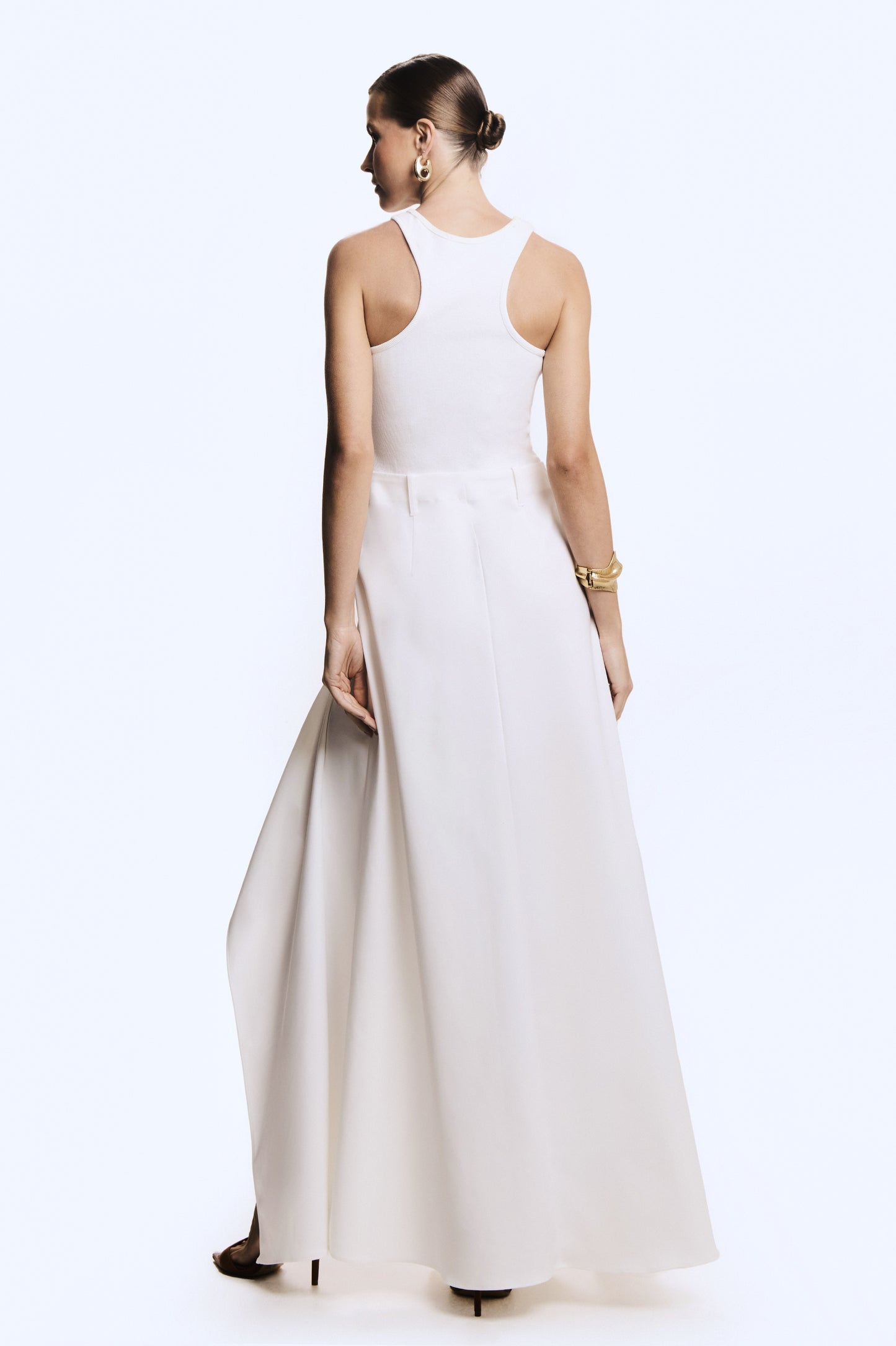 VESTIDO MIDI SAIA ALFAIATARIA COM BABADO ASSIMETRICO OFF WHITE