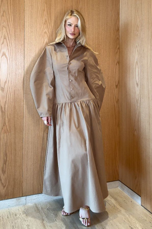 VESTIDO MIDI MANGAS ESTRUTURADAS E VOLUME E GOLA KAKI