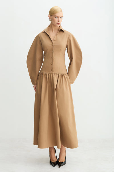VESTIDO MIDI MANGAS ESTRUTURADAS E VOLUME E GOLA KAKI