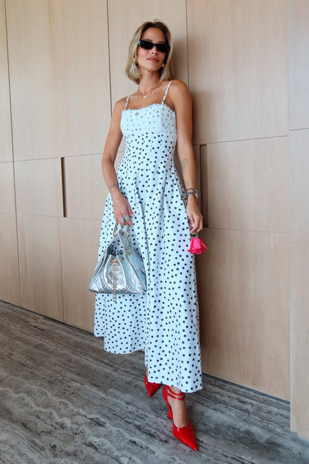 VESTIDO MIDI RECORTES PESPONTADOS CINTURA RENDA BUSTO POA OFF COM PRETO