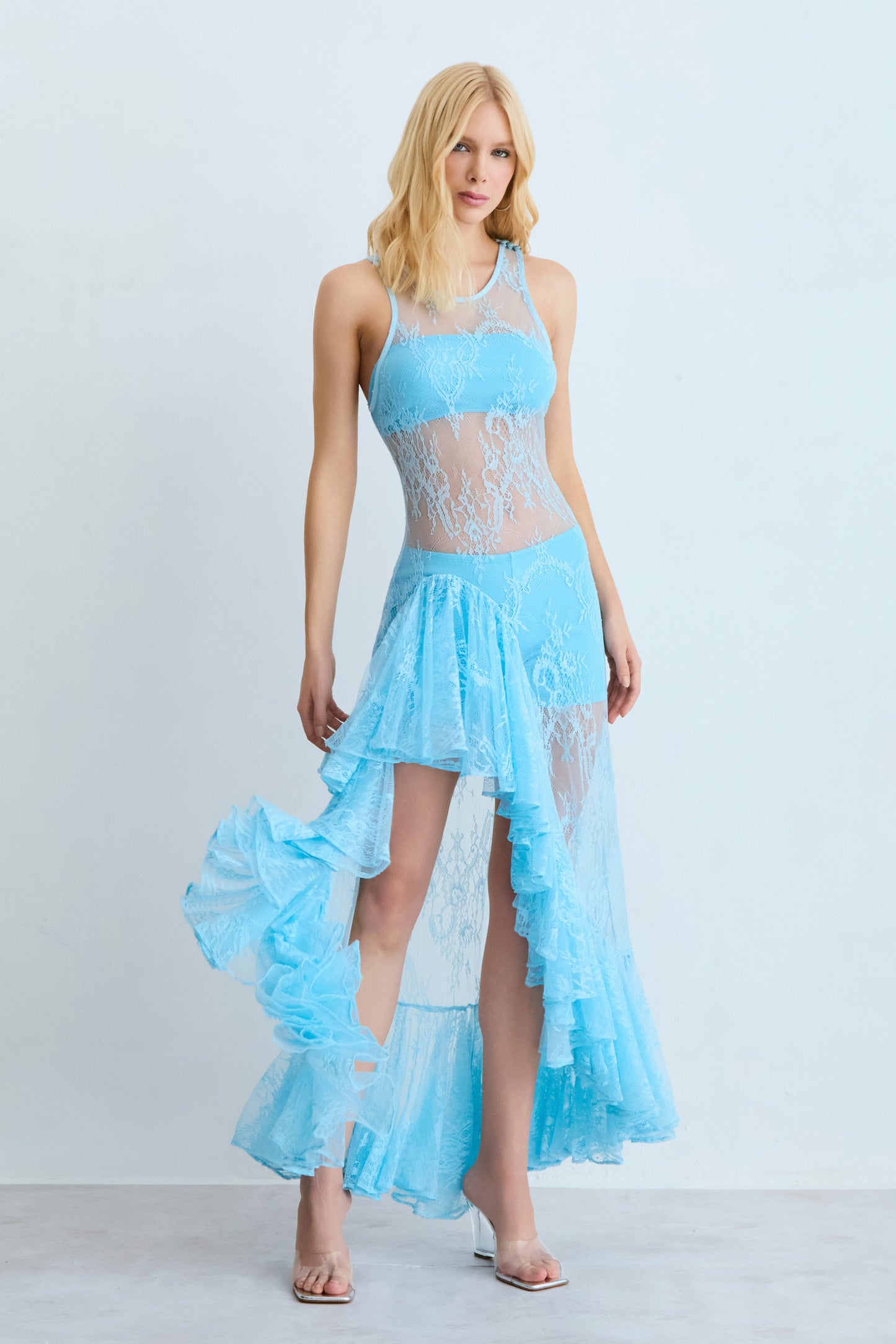 VESTIDO MIDI EM RENDA COM BARRA ASSIMETRIA VOLUMOSA AZUL OCEANO