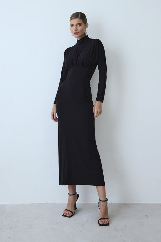 VESTIDO MIDI GOLA ALTA FRANZIDOS LATERAIS E COSTAS PRETO