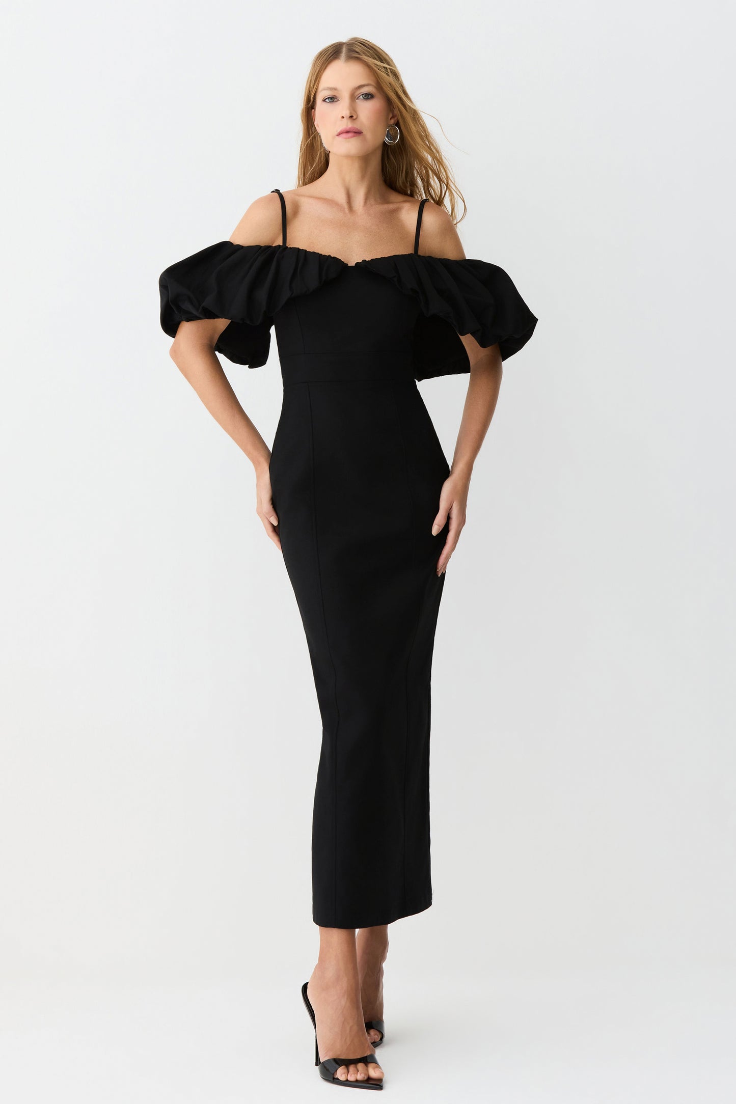 VESTIDO MIDI OMBRO A OMBRO MANGAS BUFANTES ESTRUTURADO PRETO