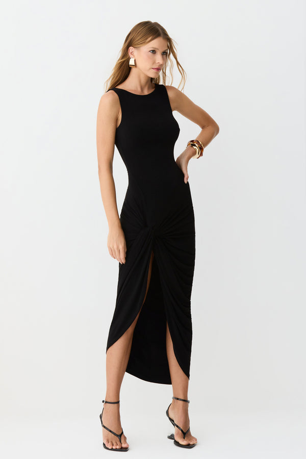 VESTIDO MIDI TORCAO COM FRANZIDOS LATERAIS E FENDA PRETO