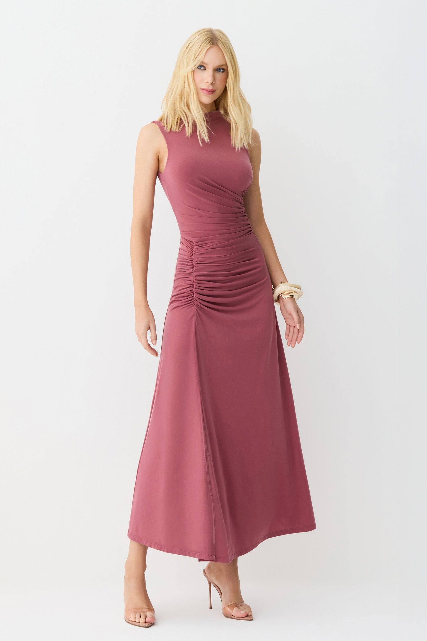 VESTIDO MIDI BARRA FLUIDA FRANZIDOS FRONTAL E LATERAL UVA