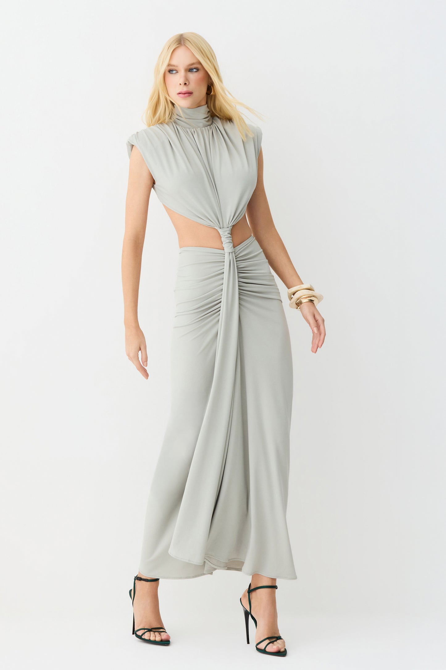 VESTIDO MIDI ABERTURA LATERAL E COSTAS DETALHE FRONTAL VERDE EUCALIPTO