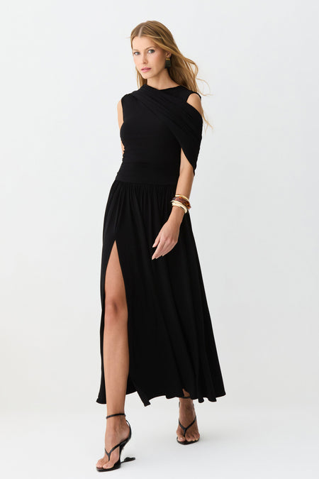 VESTIDO MIDI SOBREPOSICAO FLUIDA COM FRANZIDOS CORPO PRETO