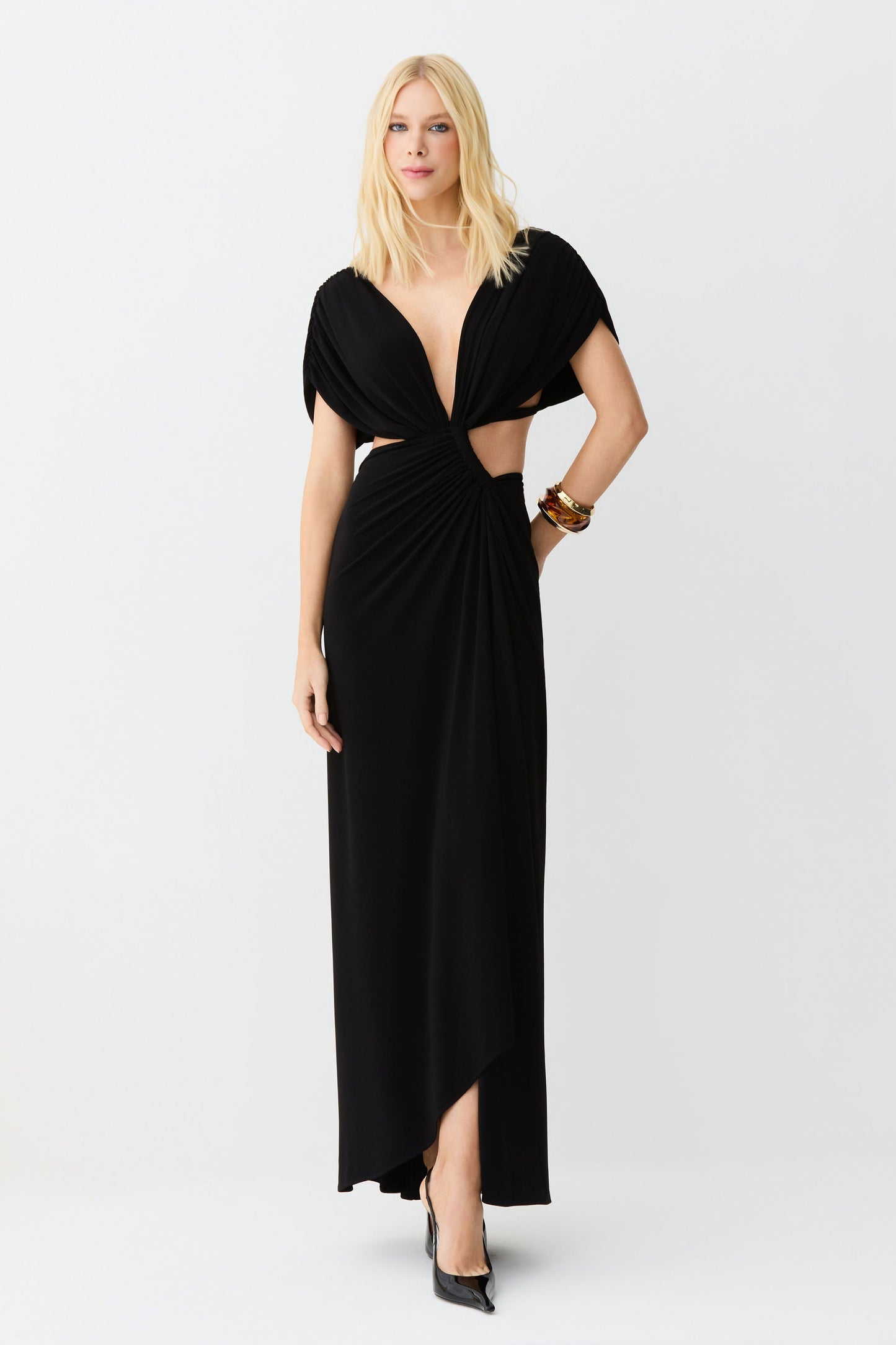 VESTIDO LONGO ABERTURA COSTAS TORCAO FRANZIDOS FRONTAL PRETO