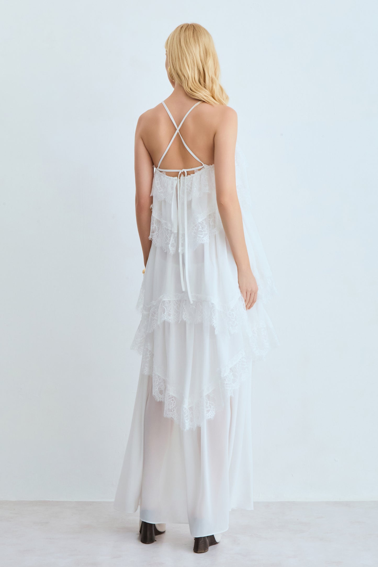VESTIDO MIDI BABADOS COM DETALHE RENDA BARRA OFF WHITE