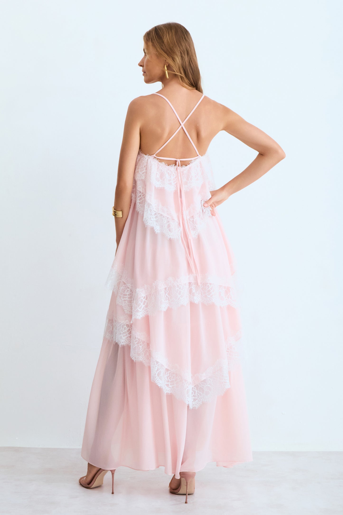VESTIDO MIDI BABADOS COM DETALHE RENDA BARRA ROSA SUSPIRO