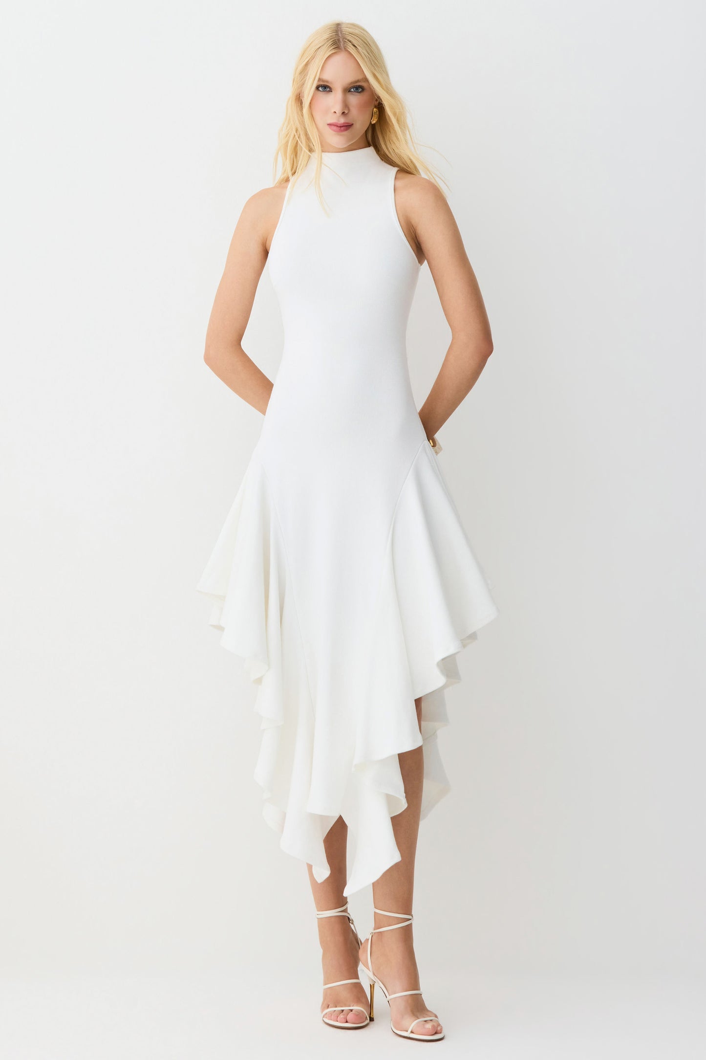 VESTIDO MIDI GOLA ALTA BABADOS ASSIMETRICOS BARRA OFF WHITE