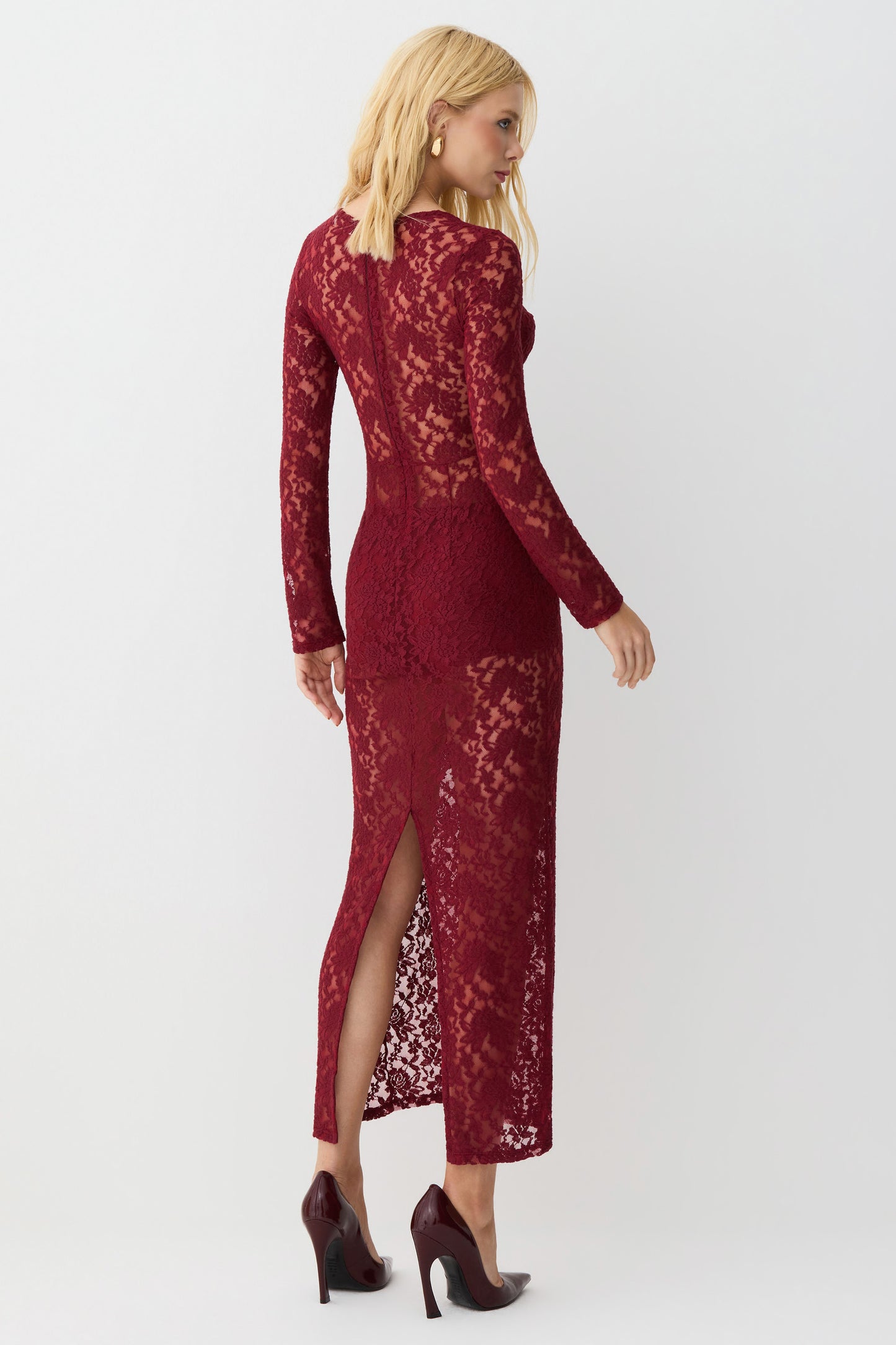 VESTIDO MIDI MANGA LONGA RECORTE DECOTE EM RENDA VERMELHO CEREJA