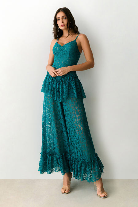 VESTIDO MIDI EM RENDA DECOTE V E DETALHE BABADO VERDE ESMERALDA