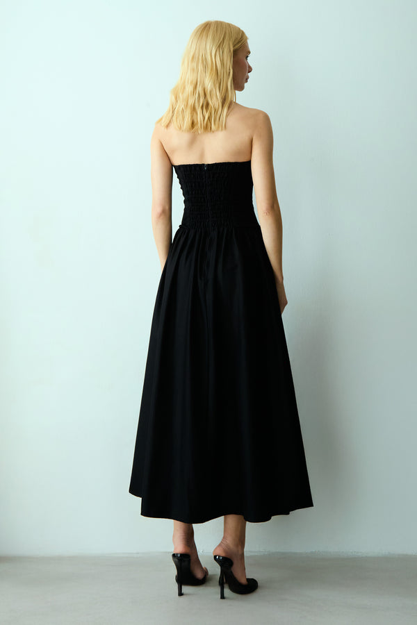 VESTIDO MIDI TOMARA QUE CAIA ZIPER DE METAL FRONTAL PRETO