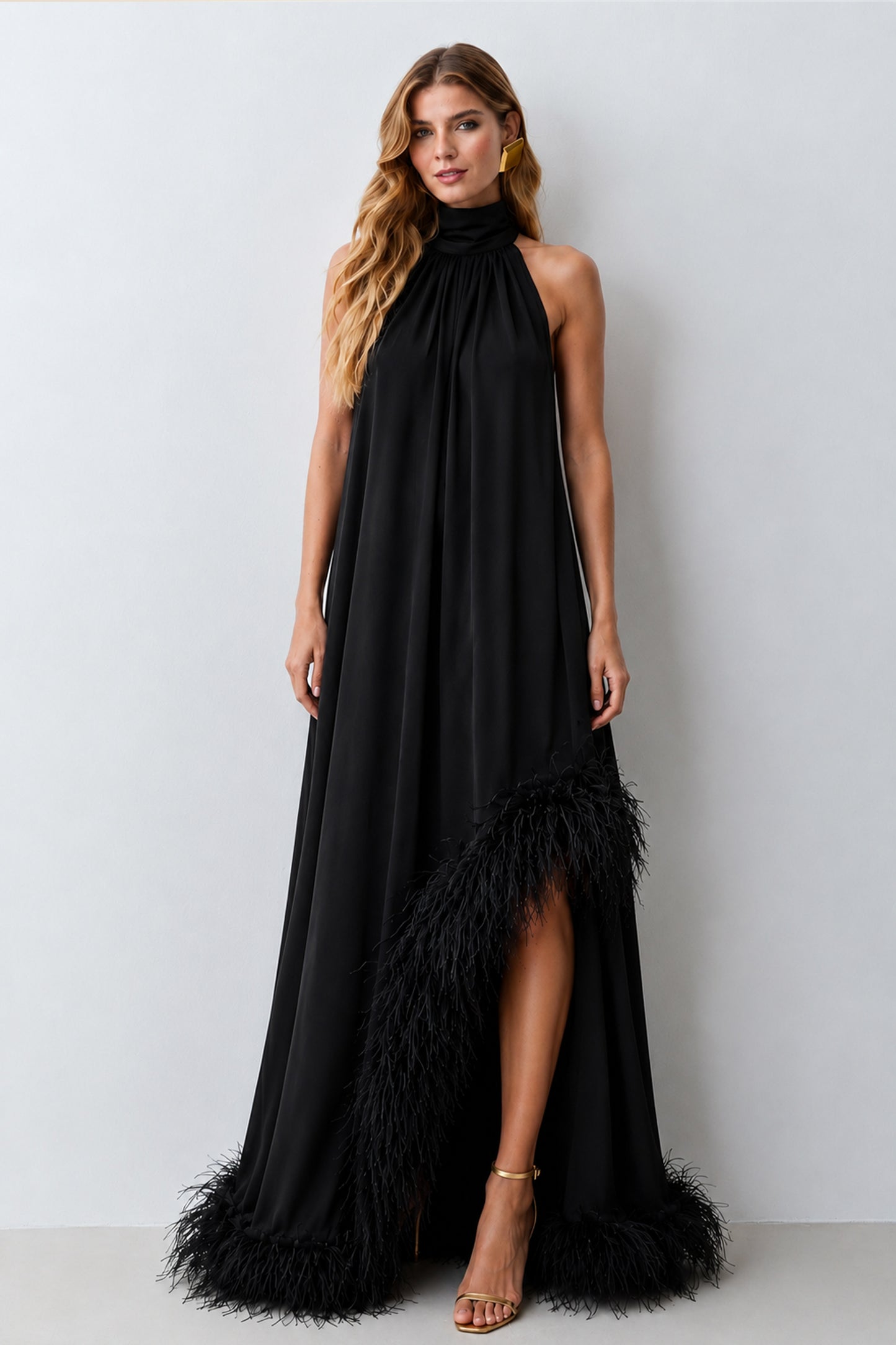 VESTIDO MULLET BARRA ASSIMETRICA E AMARRACO PESCOCO PRETO