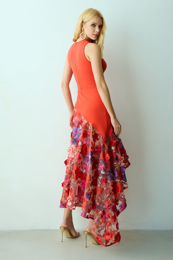 VESTIDO MIDI BARRA COM VOLUME ASSIMETRICA EM TULE CORAL