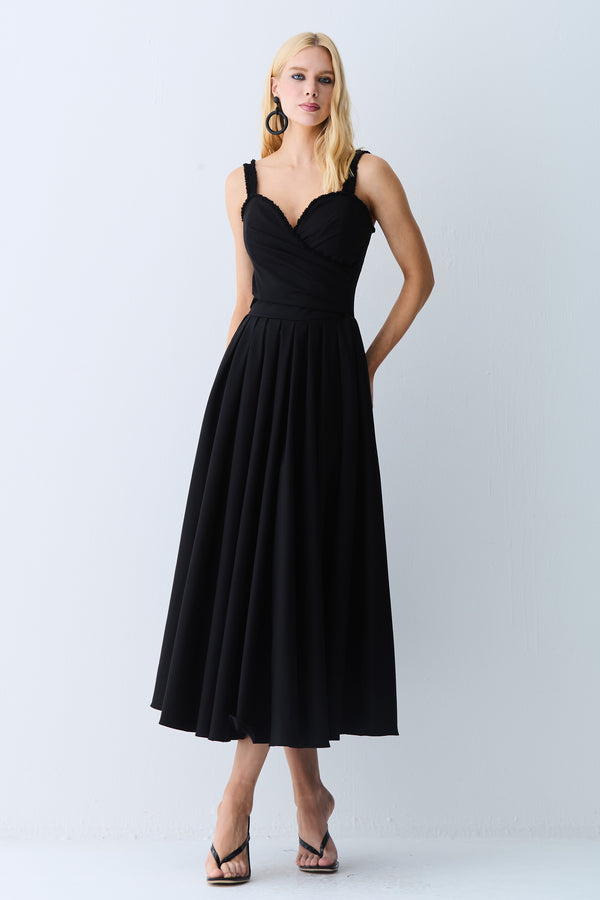 VESTIDO MIDI DETALHE DECOTE E ALCA COM PREGAS SAIA PRETO