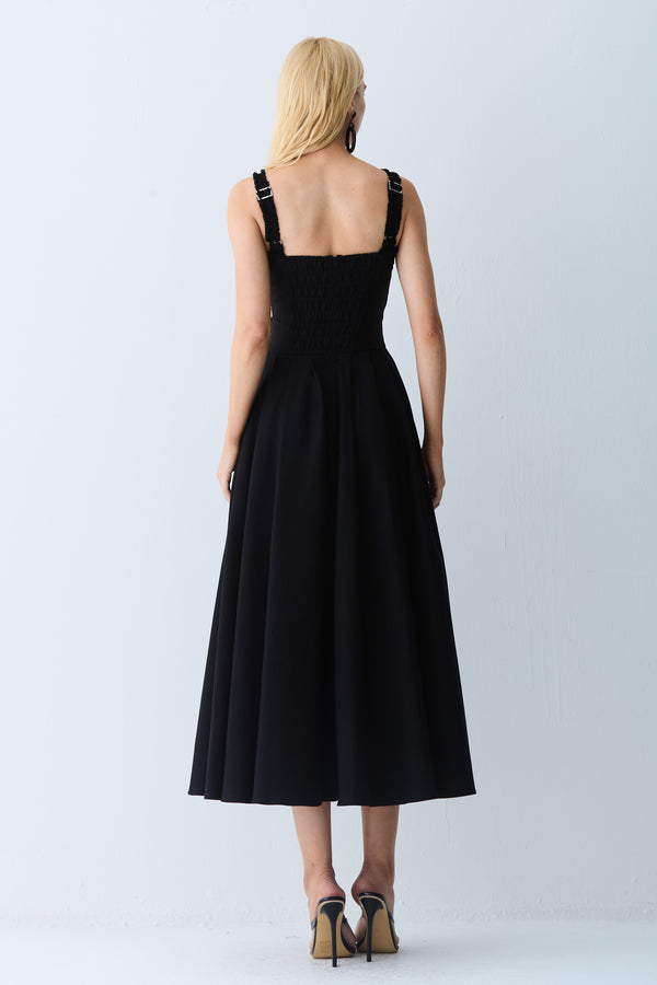 VESTIDO MIDI DETALHE DECOTE E ALCA COM PREGAS SAIA PRETO