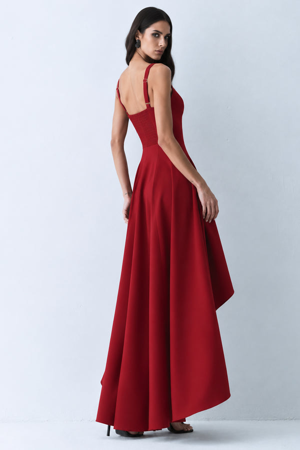 VESTIDO MULLET ESTRUTURADO COM RECORTE BUSTO E CINTURA VERMELHO