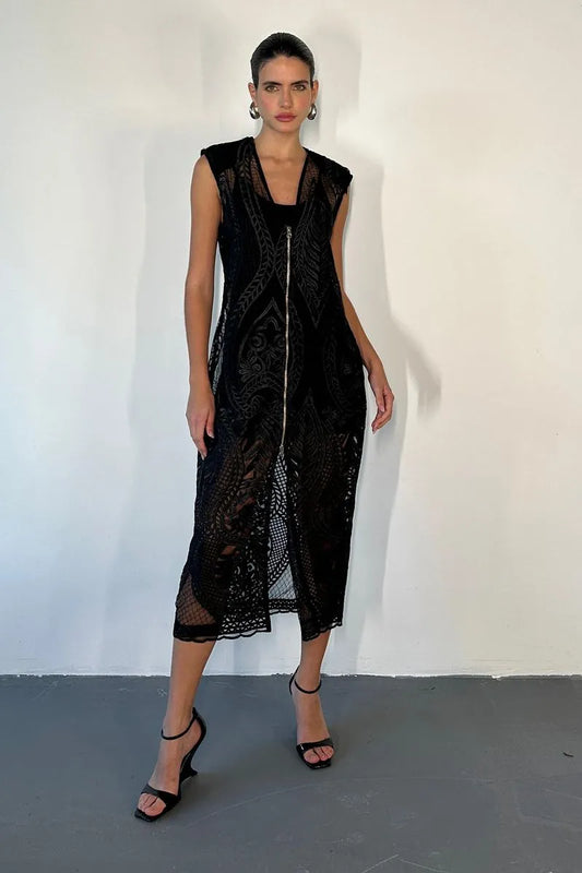 VESTIDO MIDI EM TULE BORDADO E ZIPER DE METAL PRETO FOLHA