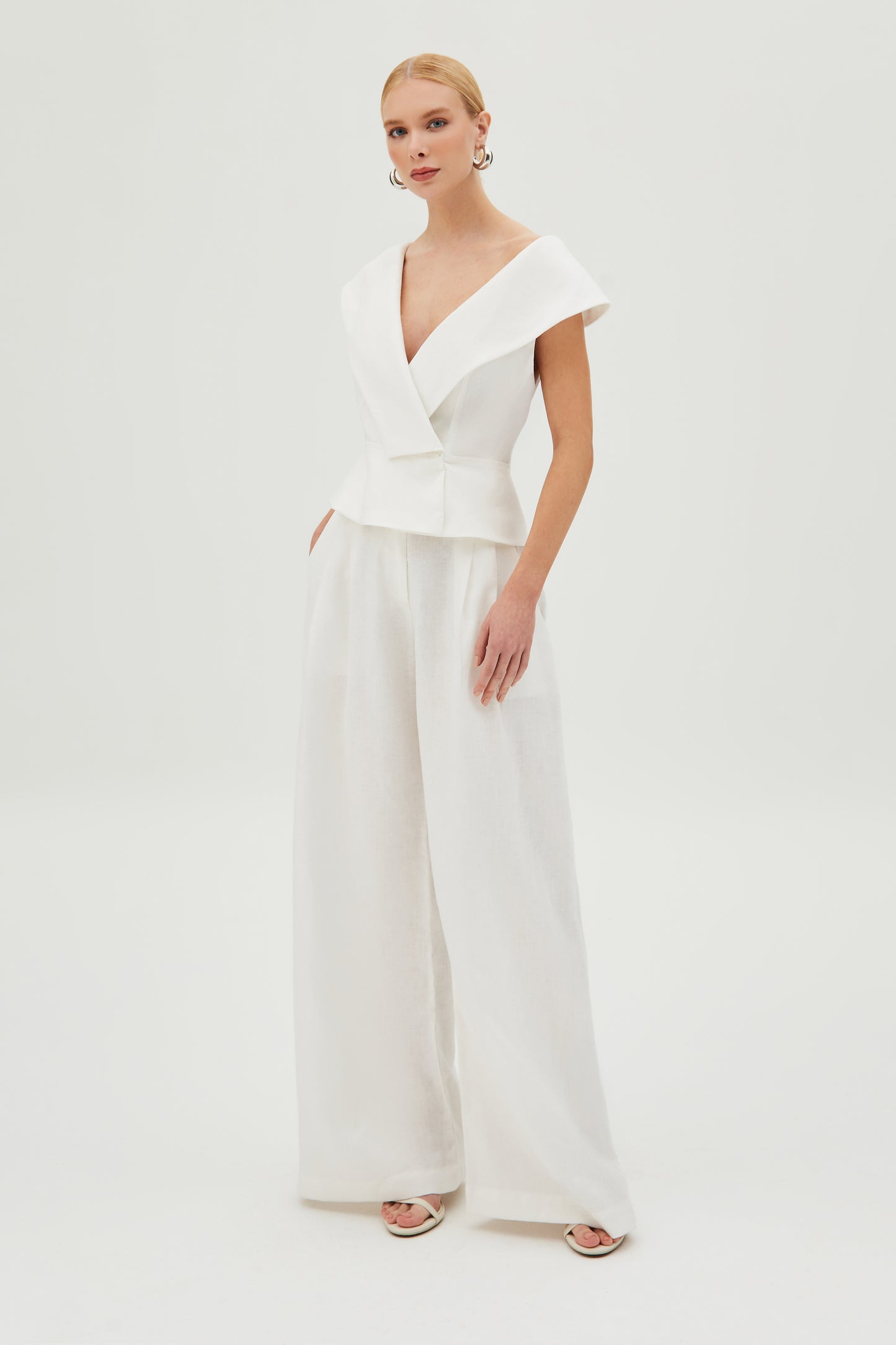 CALÇA PANTALONA ALFAIATARIA COM PREGAS FRONTAIS BRANCO