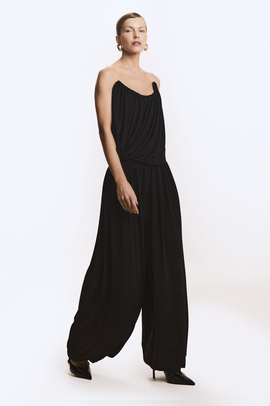 CALCA JOGGER FLUIDA COM COS FRANZIDO BARRA AJUSTADA PRETO