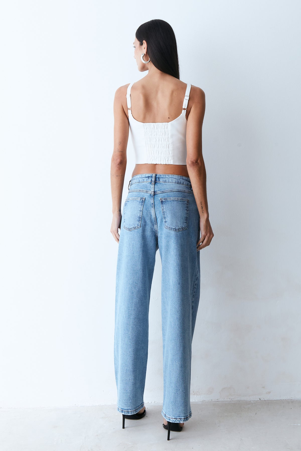 CALCA RETA CINTURA MEDIA AZUL JEANS