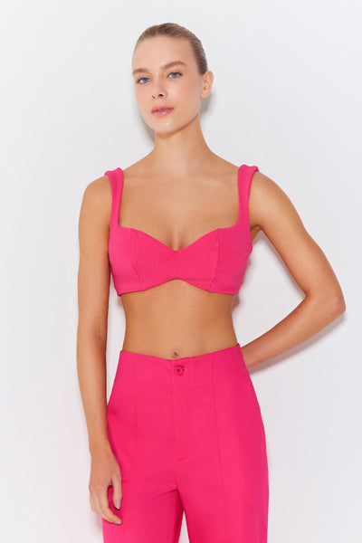 TOP DE ALÇA LARGA DECOTE CORAÇÃO PINK