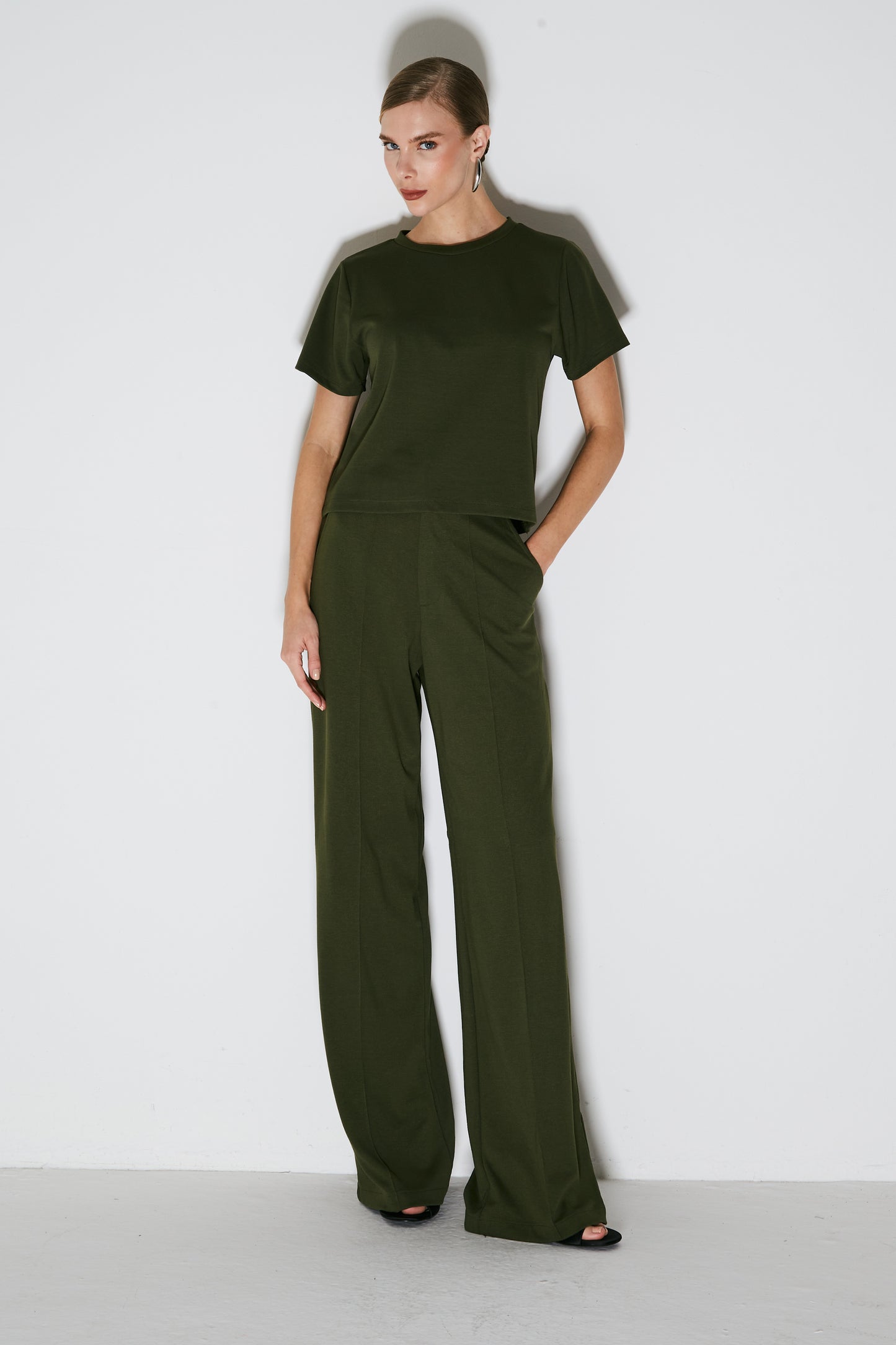 BLUSA MANGA CURTA RETA VERDE MILITAR