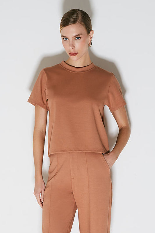 BLUSA MANGA CURTA RETA MOCHA MOUSSE