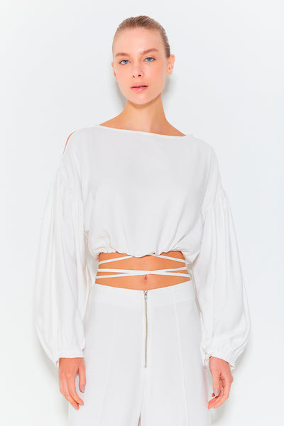 BLUSA MANGA LONGA BUFANTE COM RECORTE NO OMBRO OFF WHITE