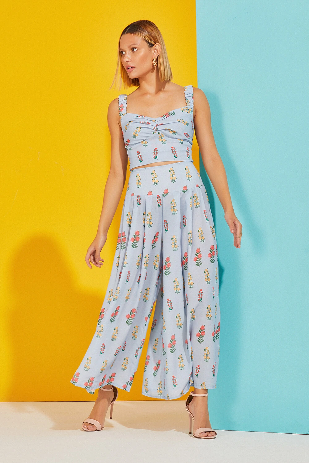CALÇA PANTACOURT CÓS LARGO COM PREGAS AZUL