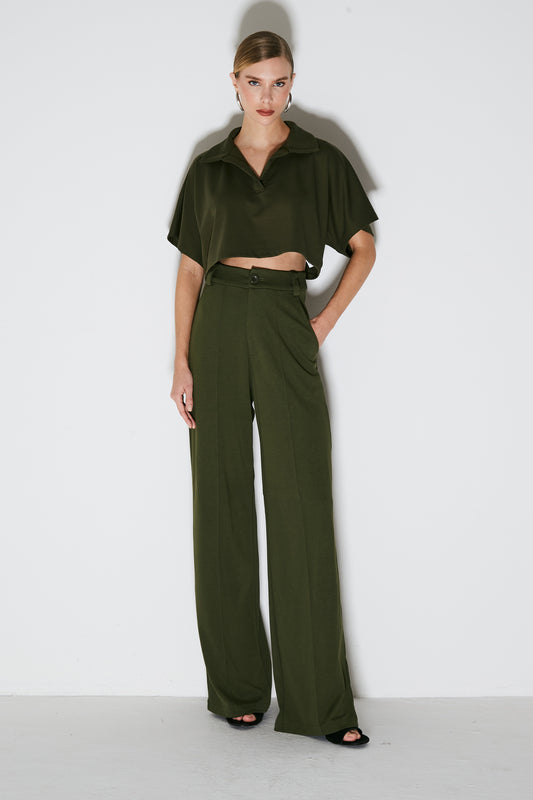 CALCA PANTALONA COM FRISOS VERDE MILITAR