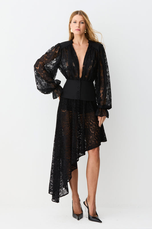 SAIA MIDI BARRA ASSIMETRICA EM RENDA PRETO
