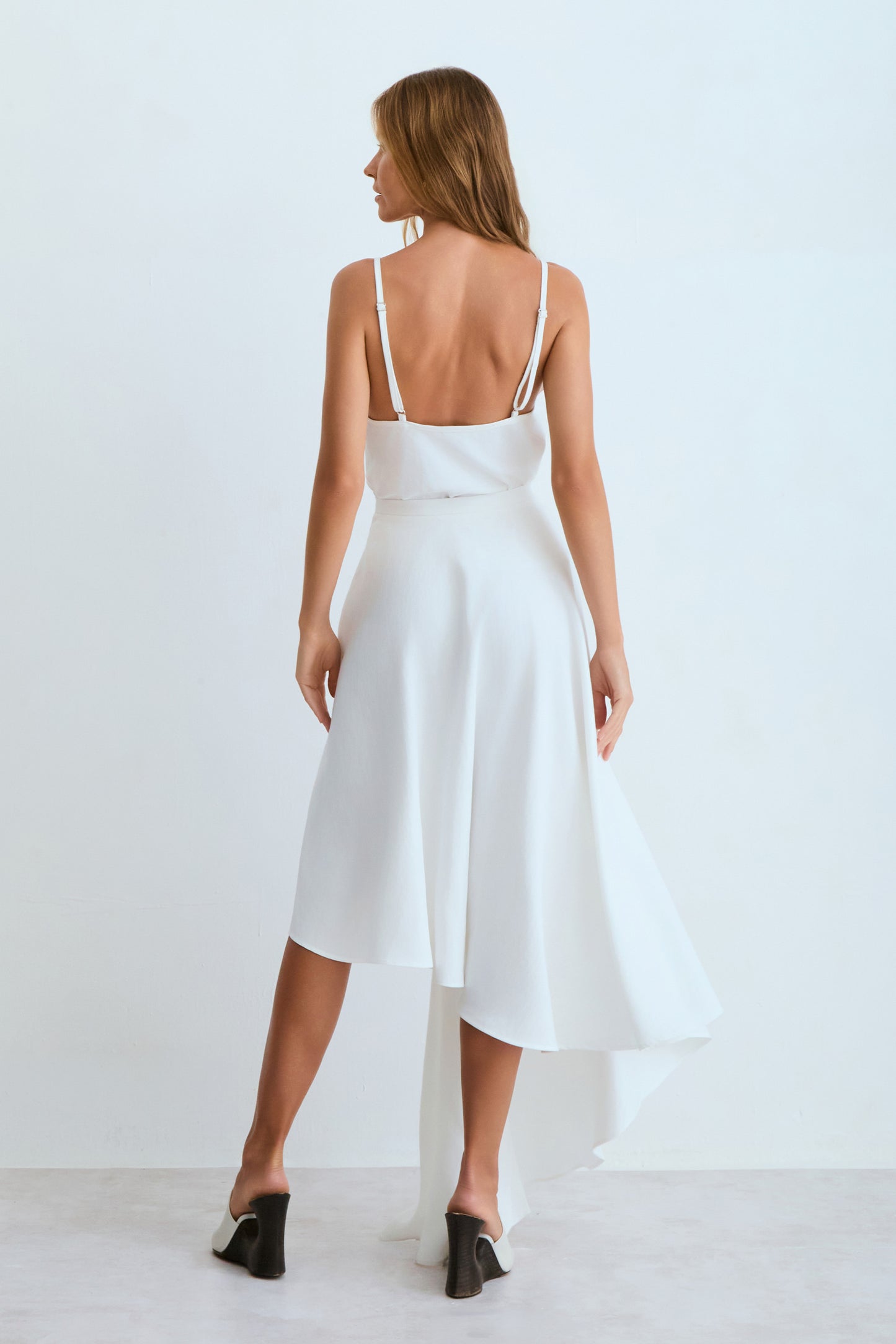 SAIA MIDI BARRA ASSIMETRICA E LATERAL CALDA LONGA OFF WHITE