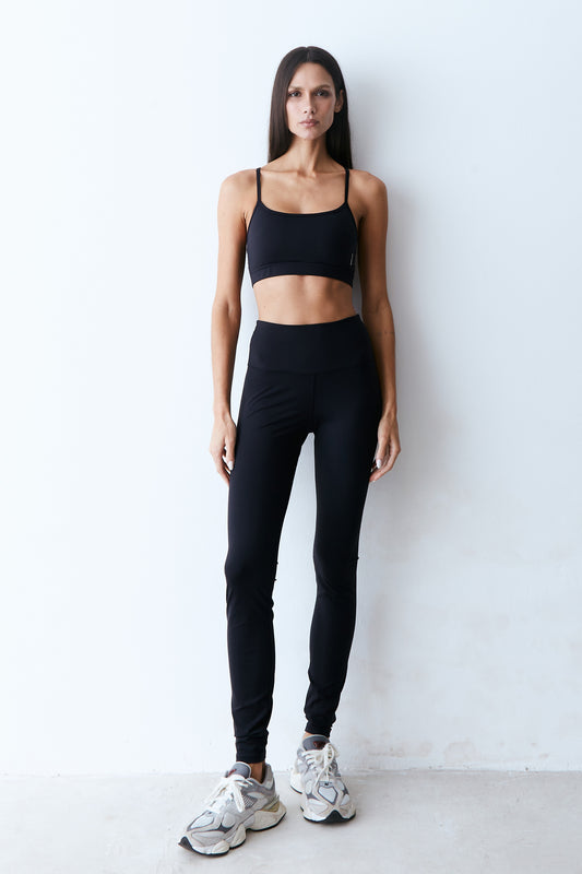 CALCA LEGGING COM RECORTE PESPONTADO COS PRETO