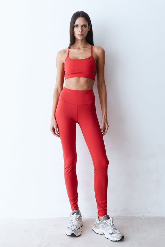 CALCA LEGGING COM RECORTE PESPONTADO COS VERMELHO