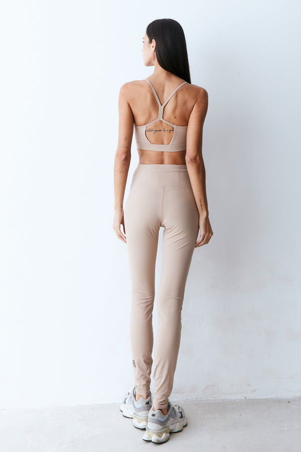 CALCA LEGGING COM RECORTE PESPONTADO COS KAKI