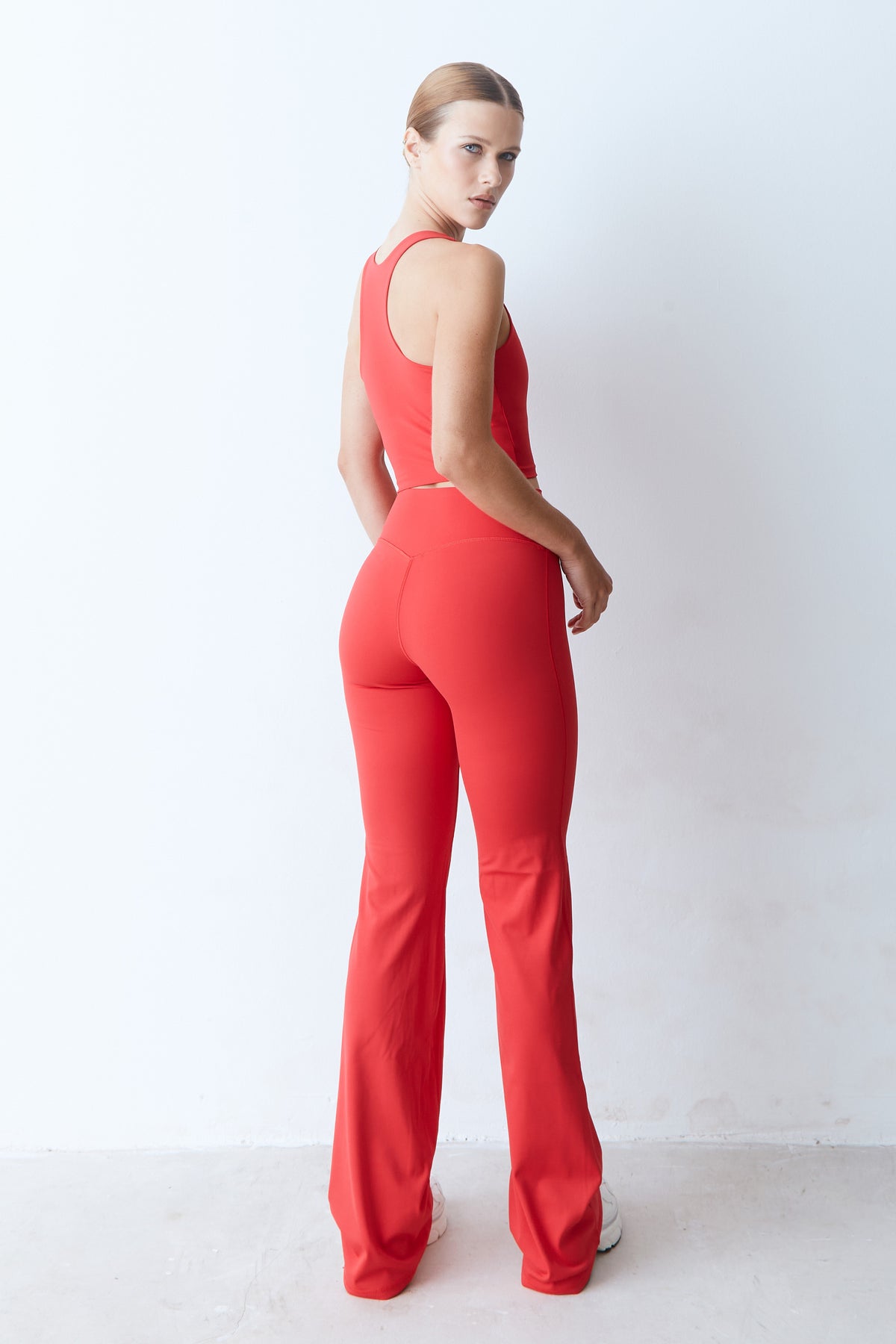 CALÇA FLARE CÓS MÉDIO VERMELHO