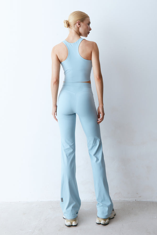 CALÇA FLARE CÓS MÉDIO AZUL CLARO