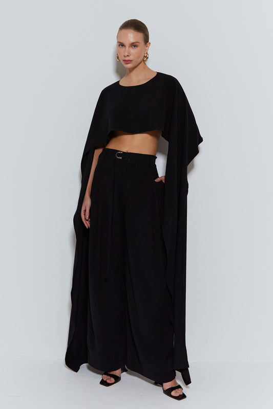 CAPA FLUIDA PRETO