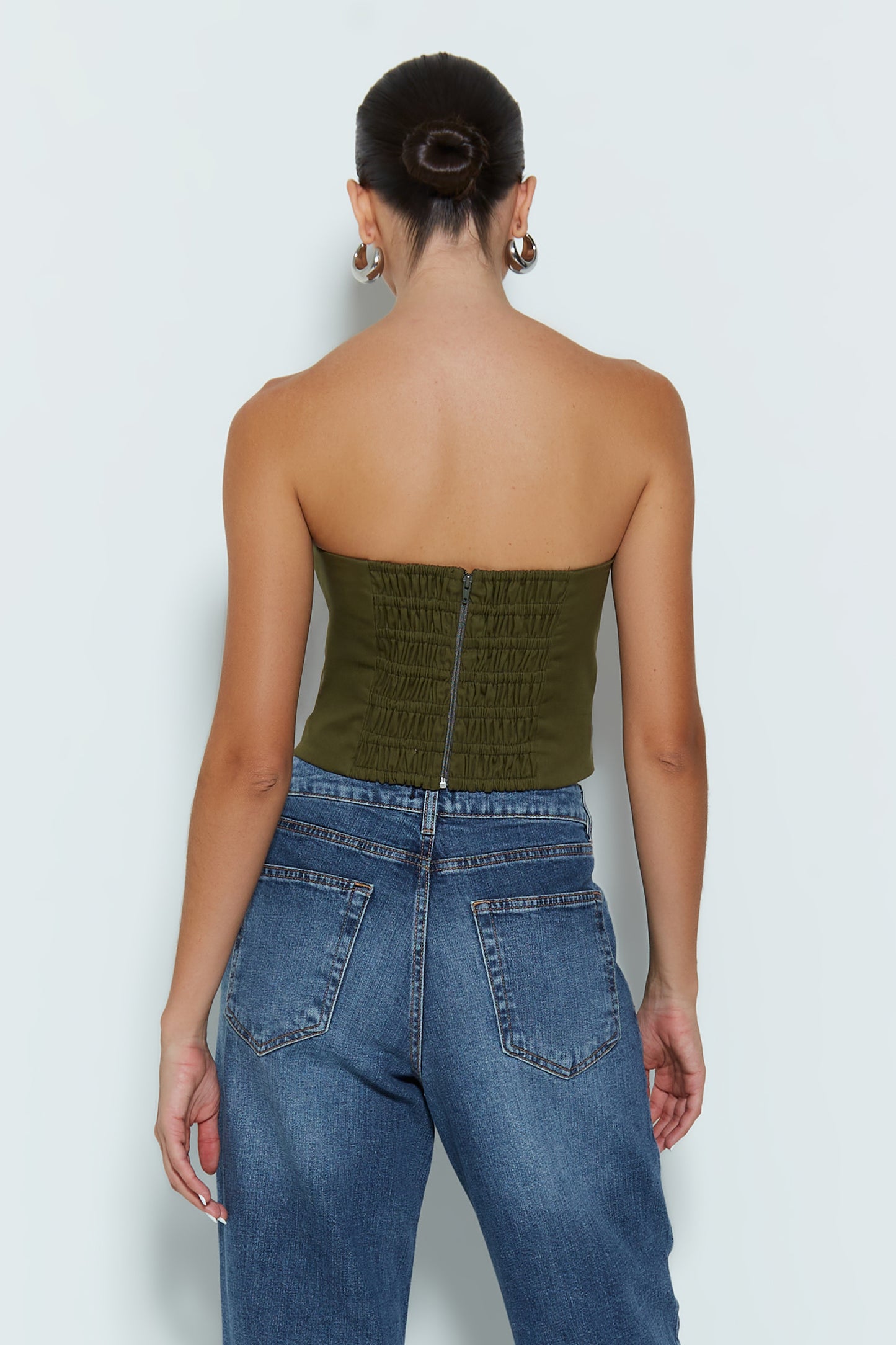 CROPPED TOMARA QUE CAIA COM DECOTE CORACAO VERDE MILITAR