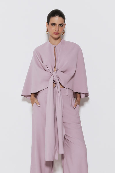 CAPA FLUIDA COM MANGAS AMPLAS E ABERTURA LILAC