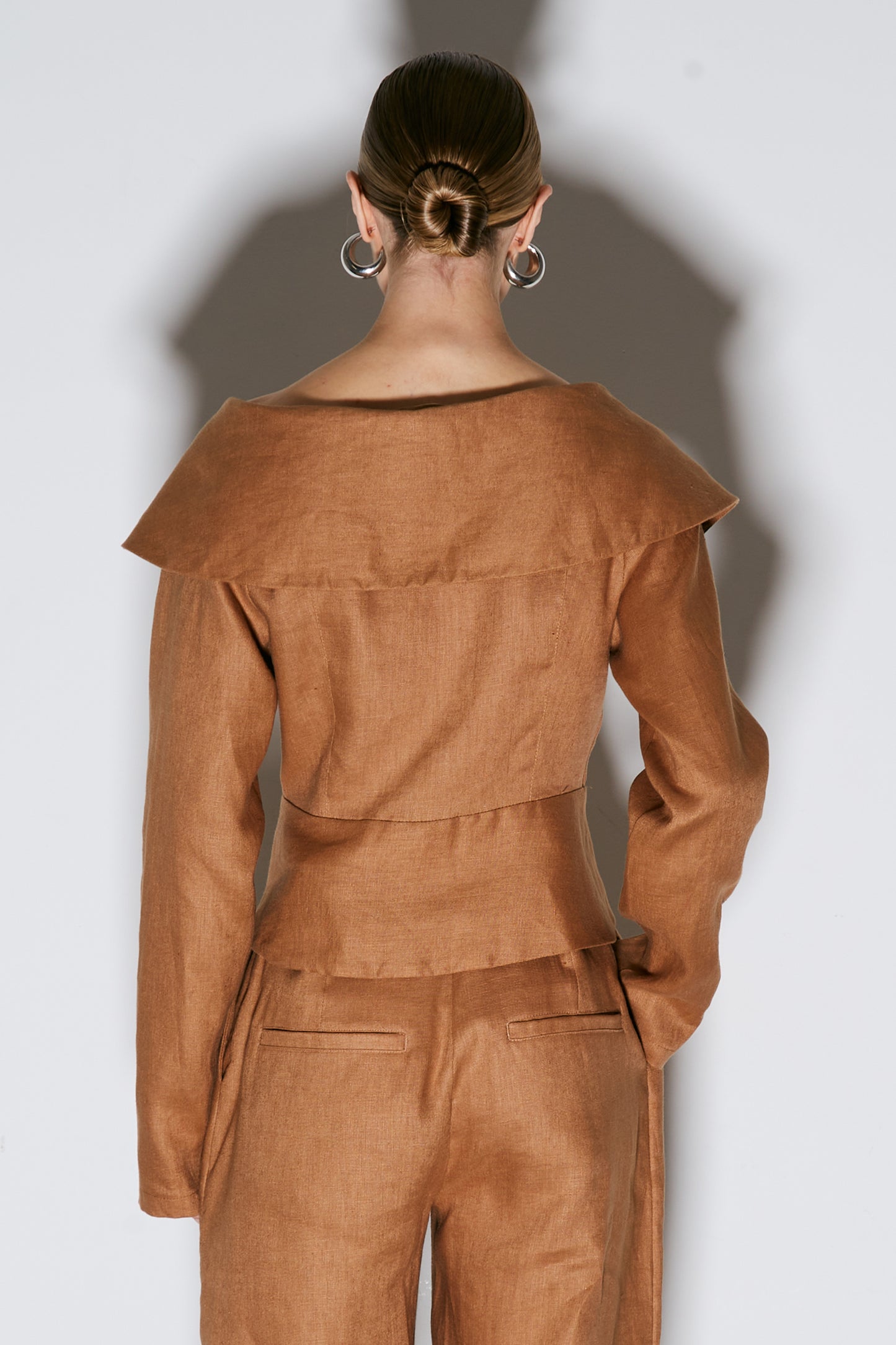 BLAZER LONGO MAXI GOLA OMBRO A OMBRO CARAMELO