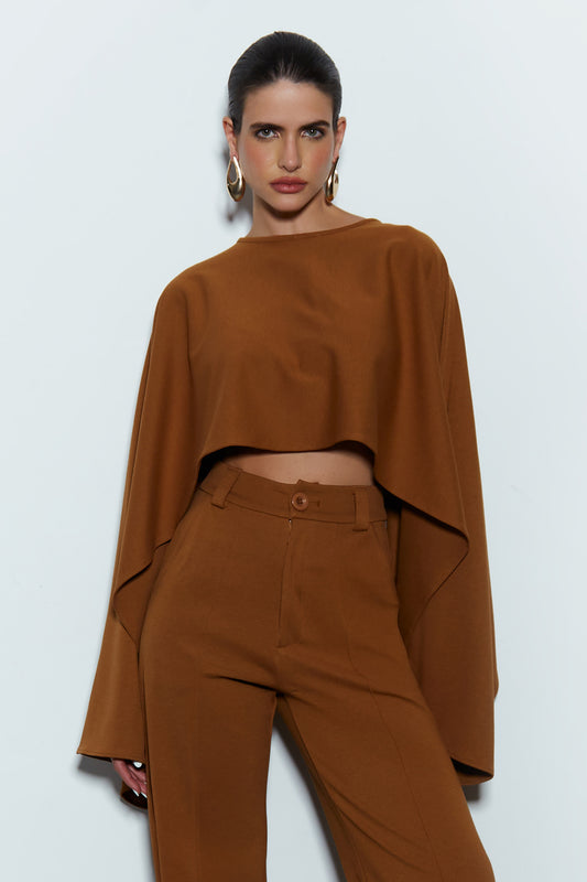 BLUSA CAPA FLUIDA COM ABERTURA NAS MANGAS MARROM CHOCOLATE