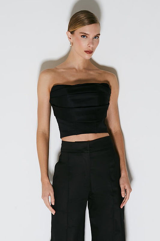 CROPPED TOMARA QUE CAIA ESTRUTURADO COM SOBREPOSICOES PRETO